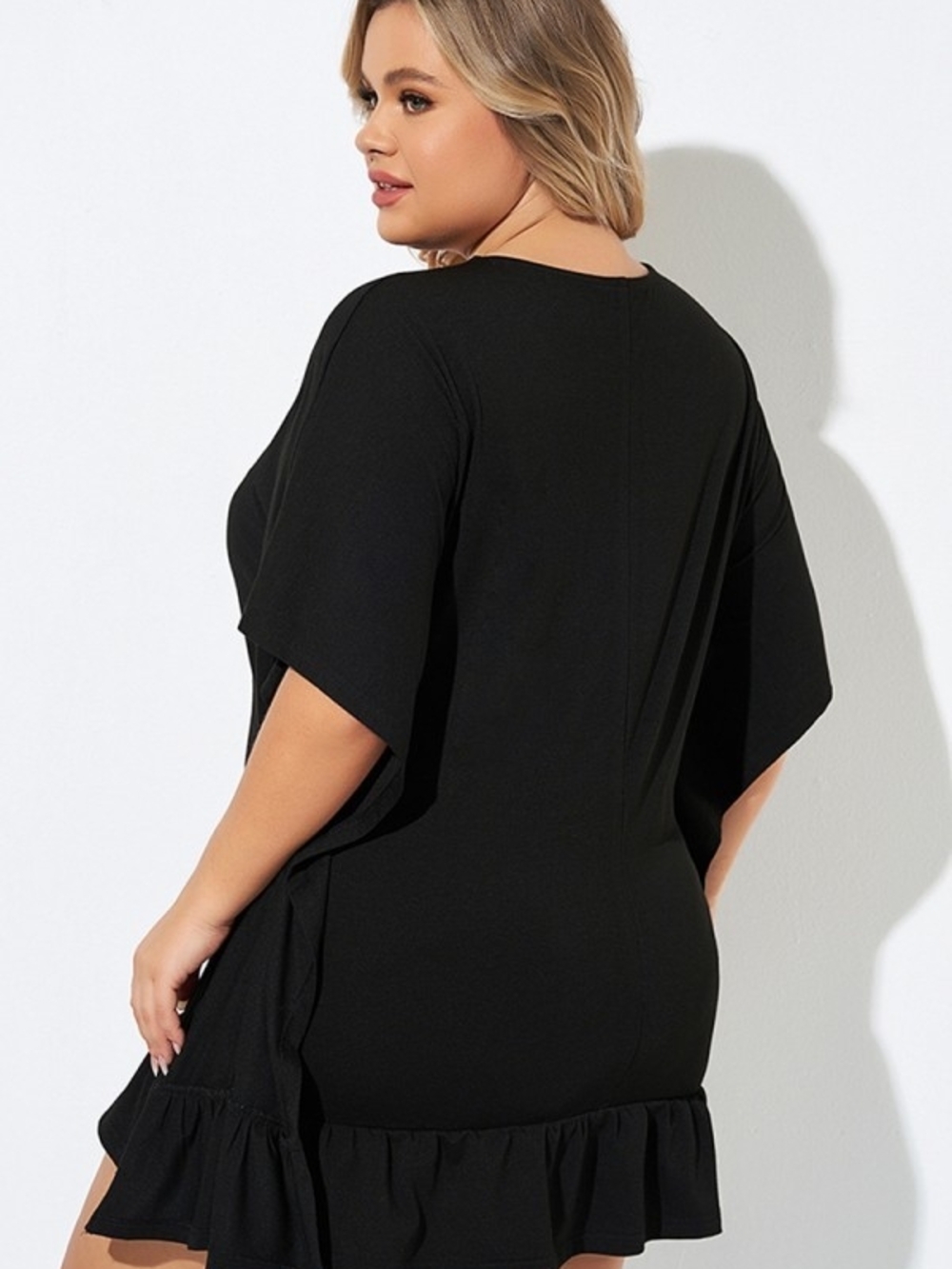 *SALE 2/$20* Black Ruffle Hem Tassel Tie Detail Swim Cover Up Tunic Size L NWT - Picture 2 of 12